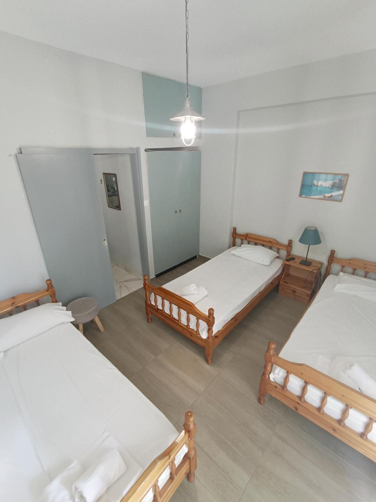 deluxe seaside apartment Konstantinidis Nea Poteidaia Bagian luar foto