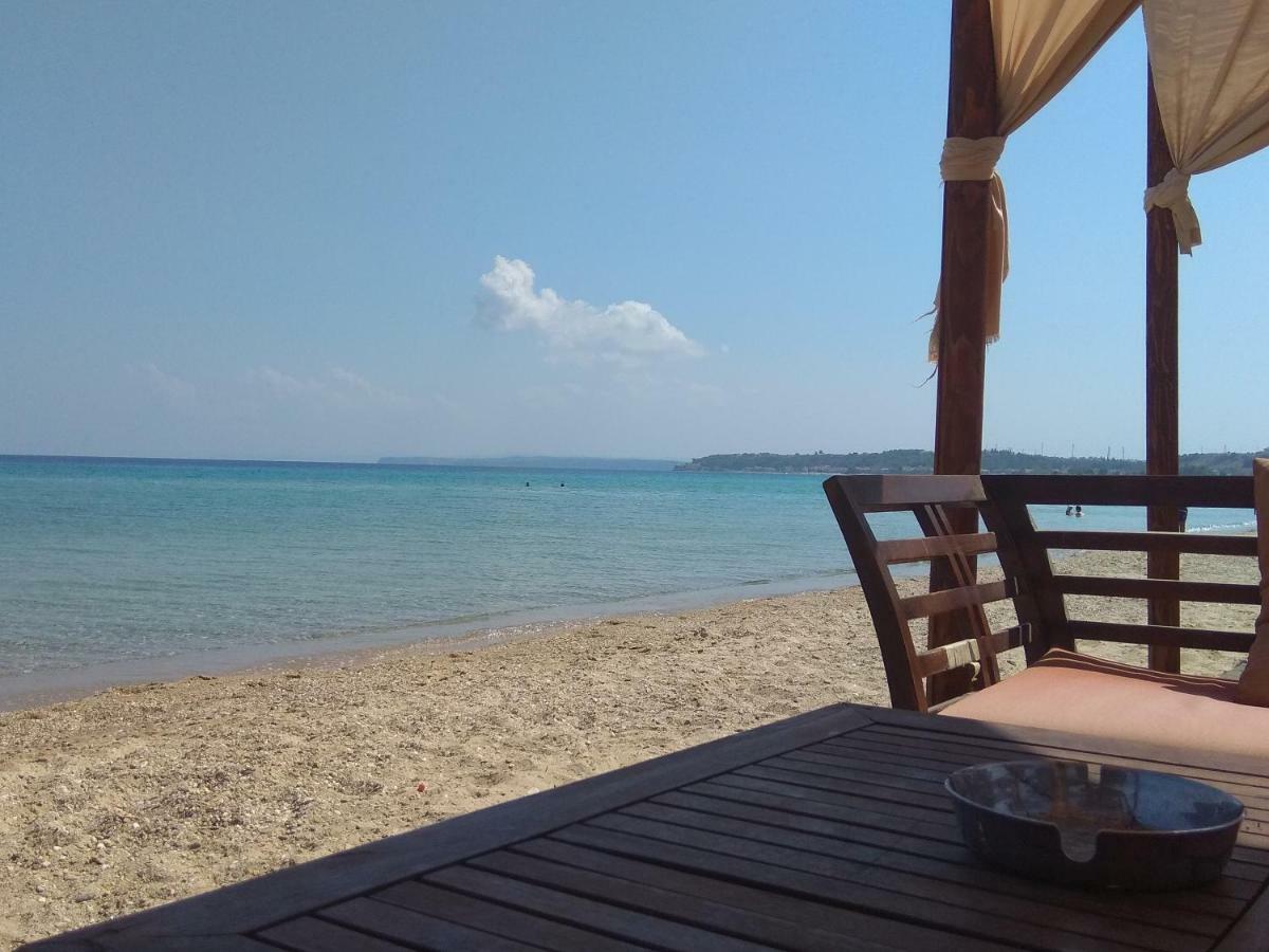 deluxe seaside apartment Konstantinidis Nea Poteidaia Bagian luar foto