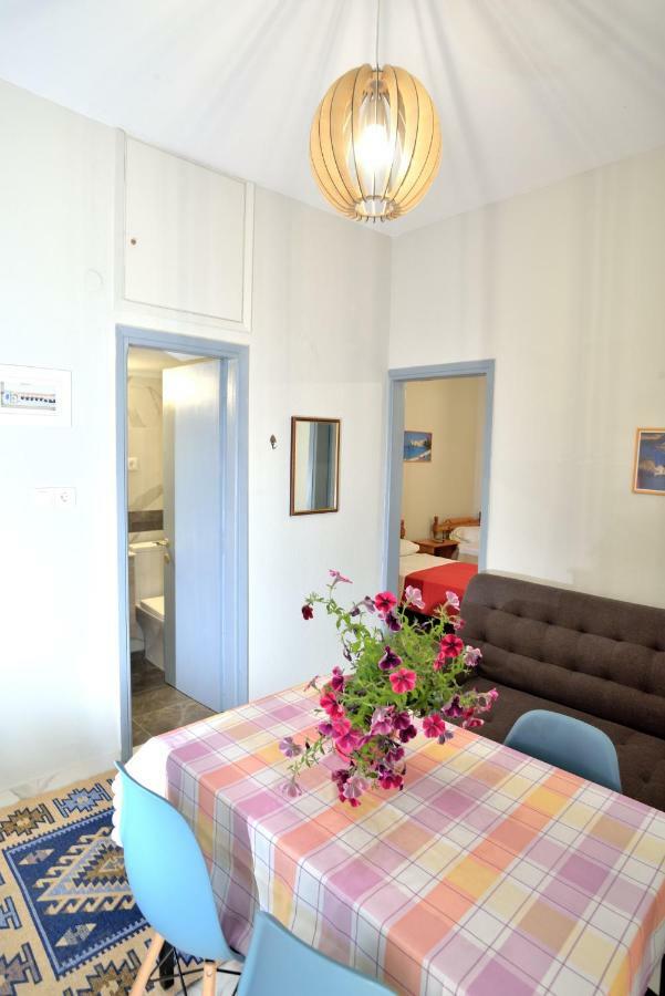 deluxe seaside apartment Konstantinidis Nea Poteidaia Bagian luar foto